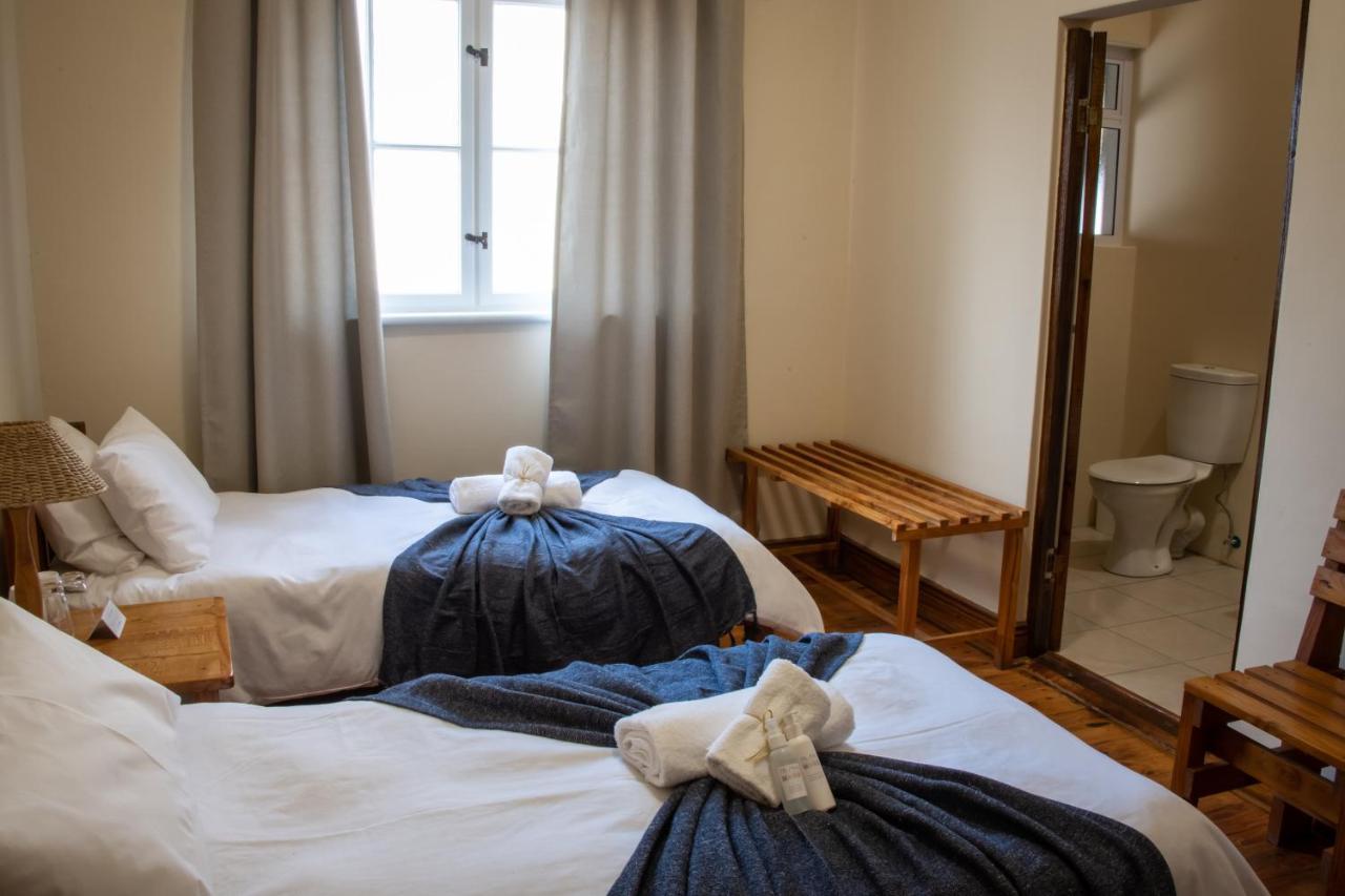 The Mole Guesthouse Свакопмунд Экстерьер фото